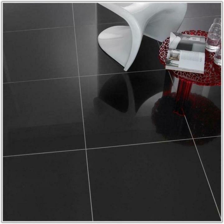 Meevoelen Remmen Premisse Hoogglans vloertegel zwart Super Black 60x60cm | Benvetti